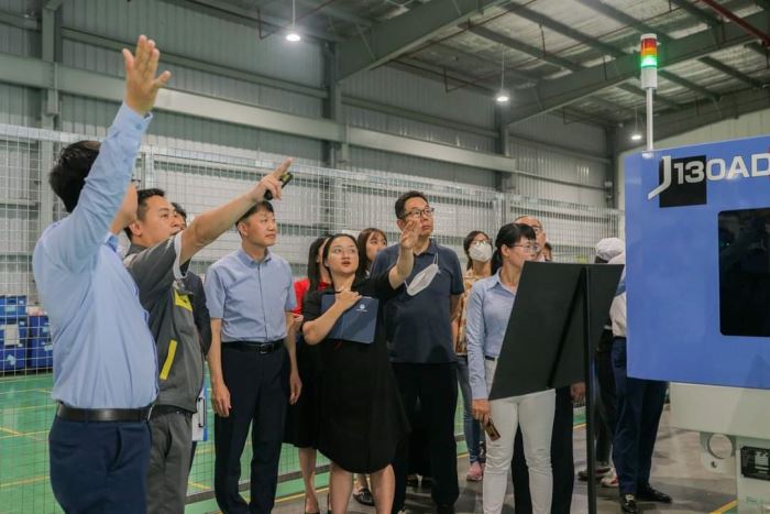 (Doisongphapluat.com) SMART FACTORIES ARE A SPRINGBOARD FOR DEVELOPMENT